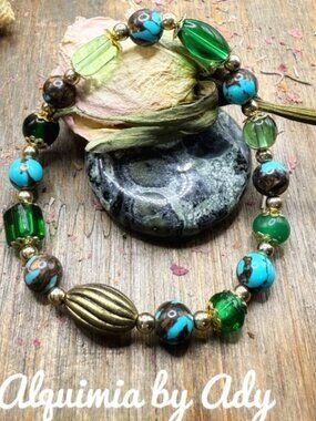 Turquoise + Rustic style + Statement bracelet